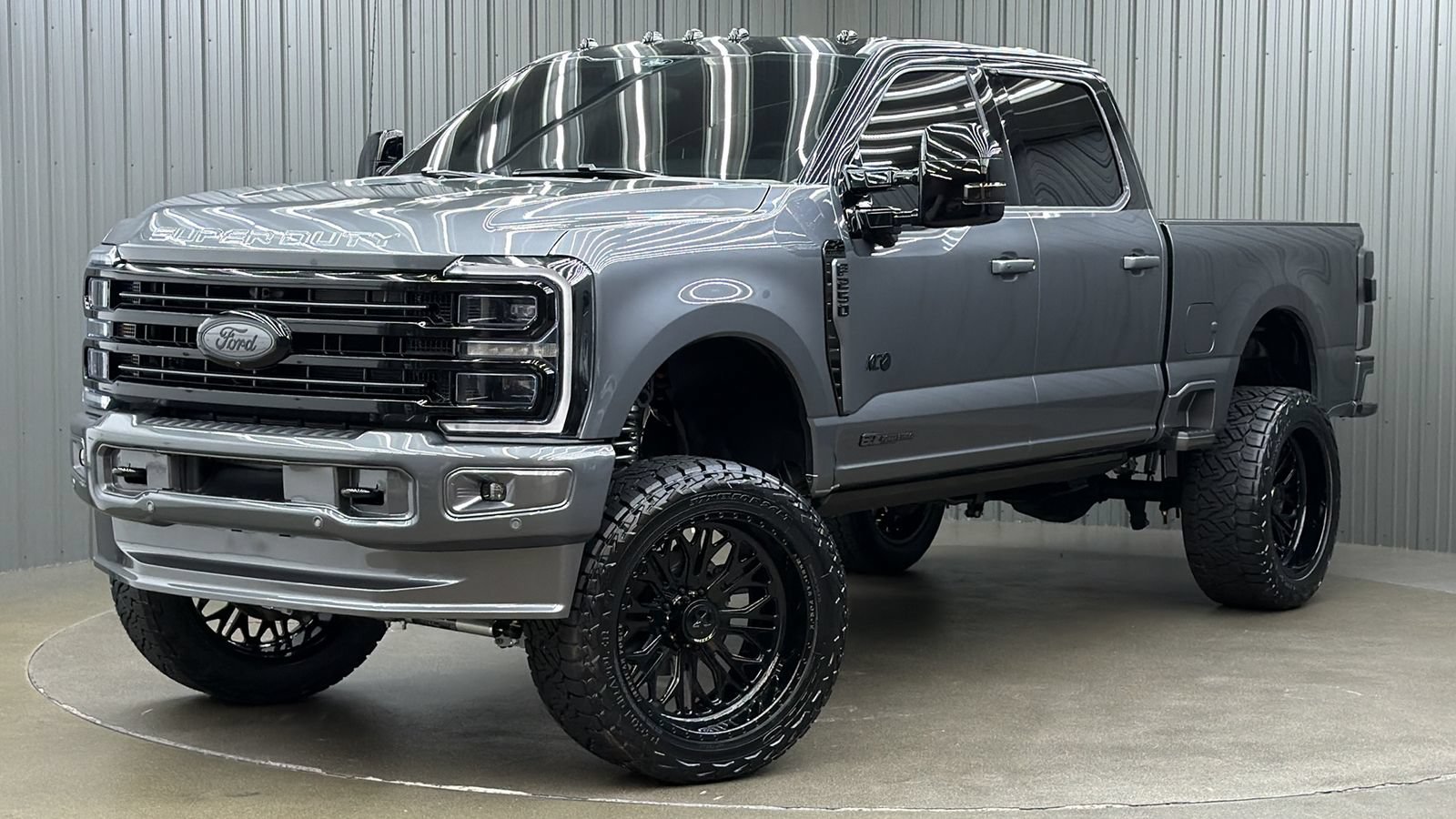 Used 2026 Ford F250 Platinum AWD/4WD image 1