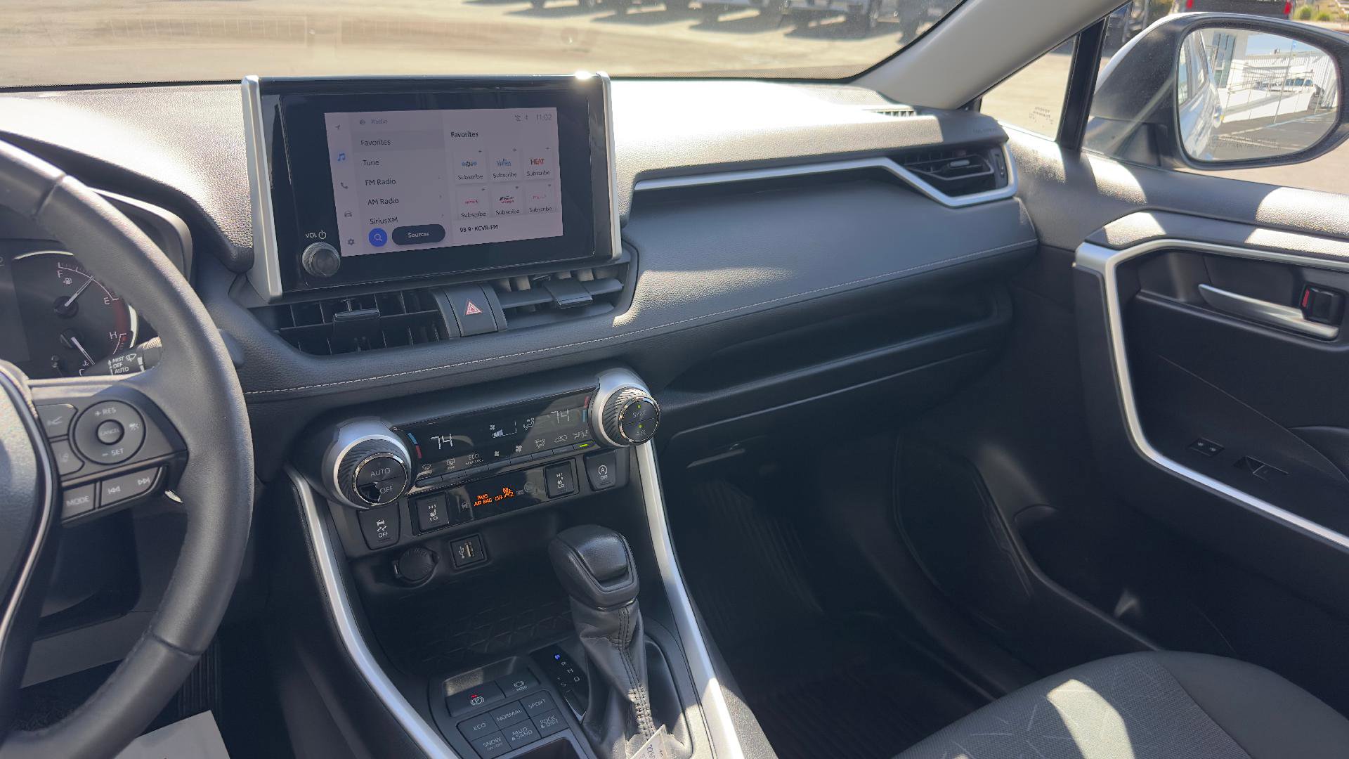 Used 2024 Toyota RAV4 XLE w/ Convenience Package image 11