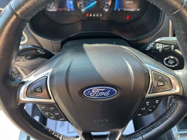 Used 2022 Ford Edge Titanium image 19