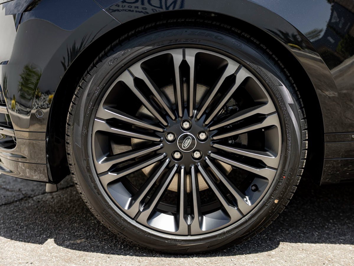 New 2026 Land Rover Range Rover Velar Autobiography image 11