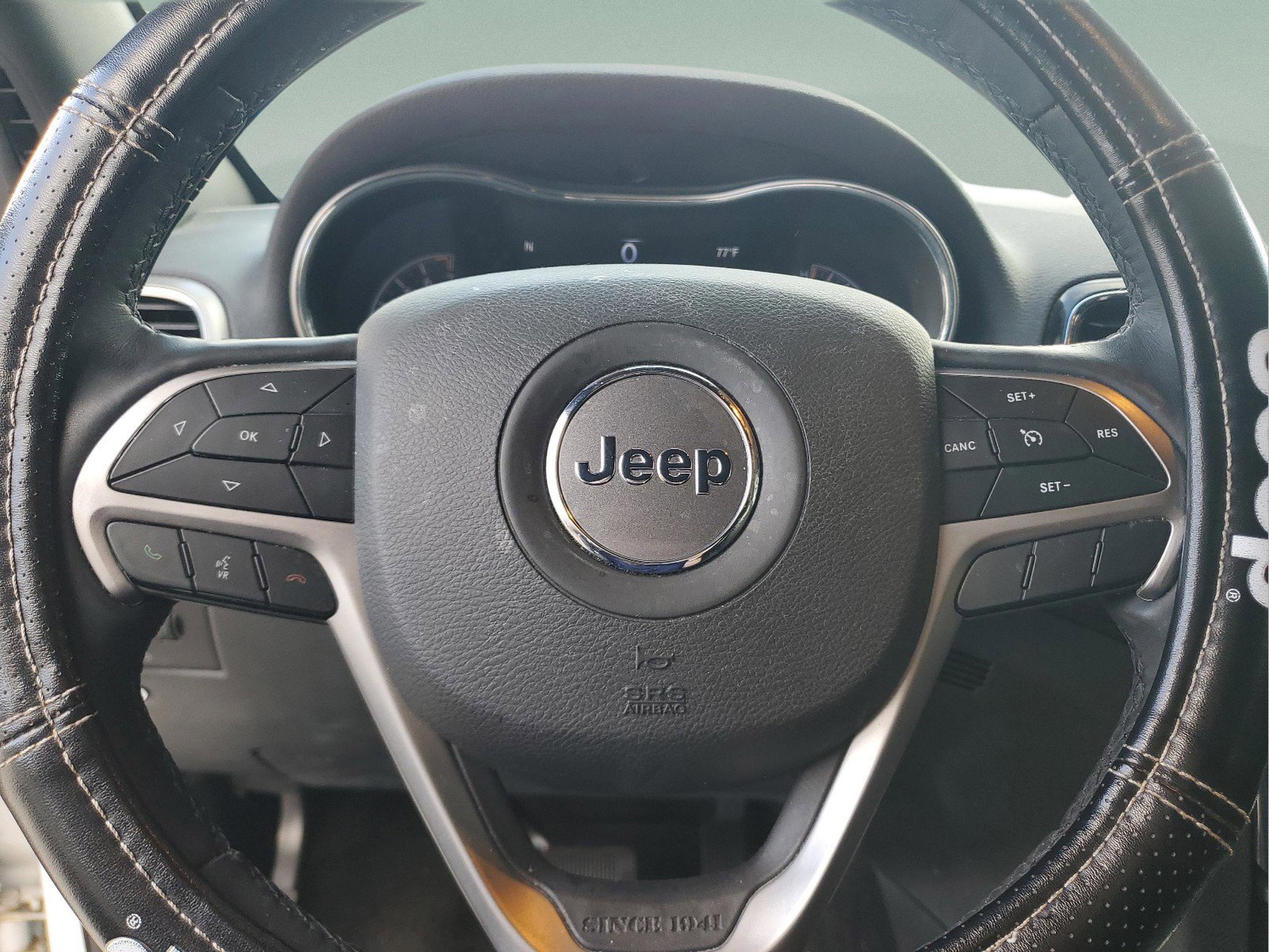 Certified 2022 Jeep Grand Cherokee Laredo X image 21