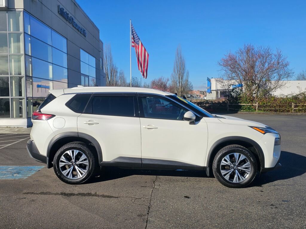 Used 2021 Nissan Rogue SV image 8