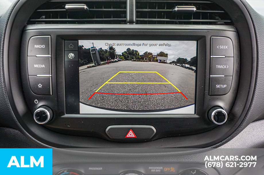 Used 2025 Kia Soul LX w/ LX Technology Package FWD image 35