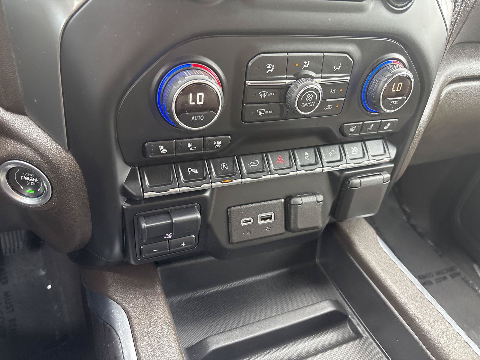 Used 2019 Chevrolet Silverado 1500 LTZ w/ LTZ Texas Edition AWD/4WD image 41