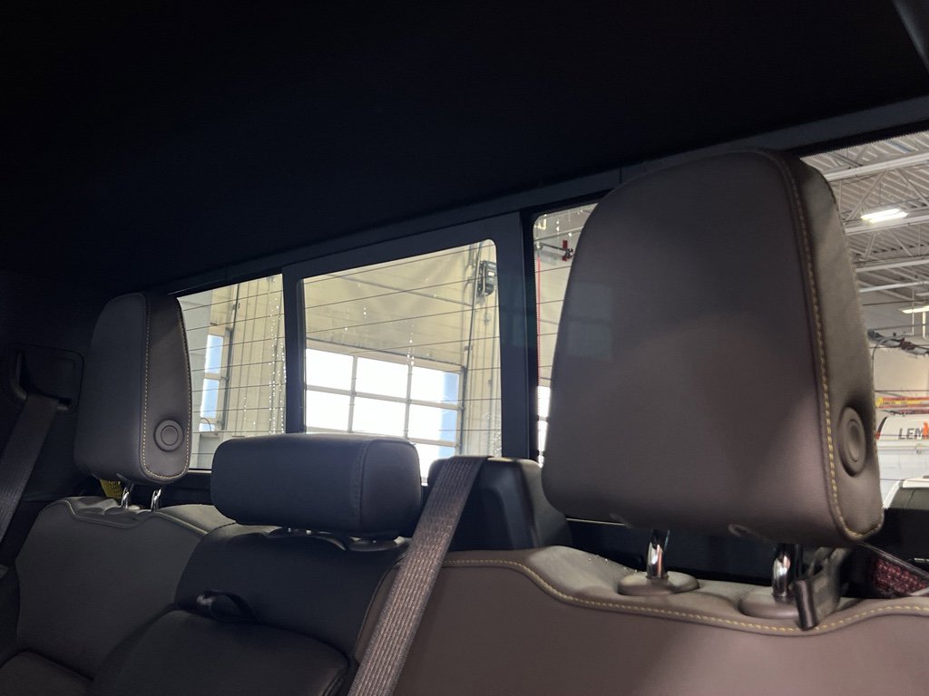 Used 2024 Chevrolet Silverado 2500 ZR2 w/ Technology Package image 40