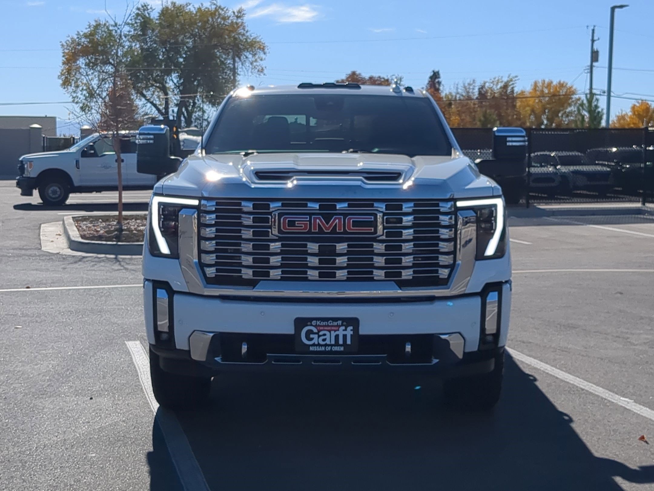 Used 2024 GMC Sierra 2500 Denali image 11
