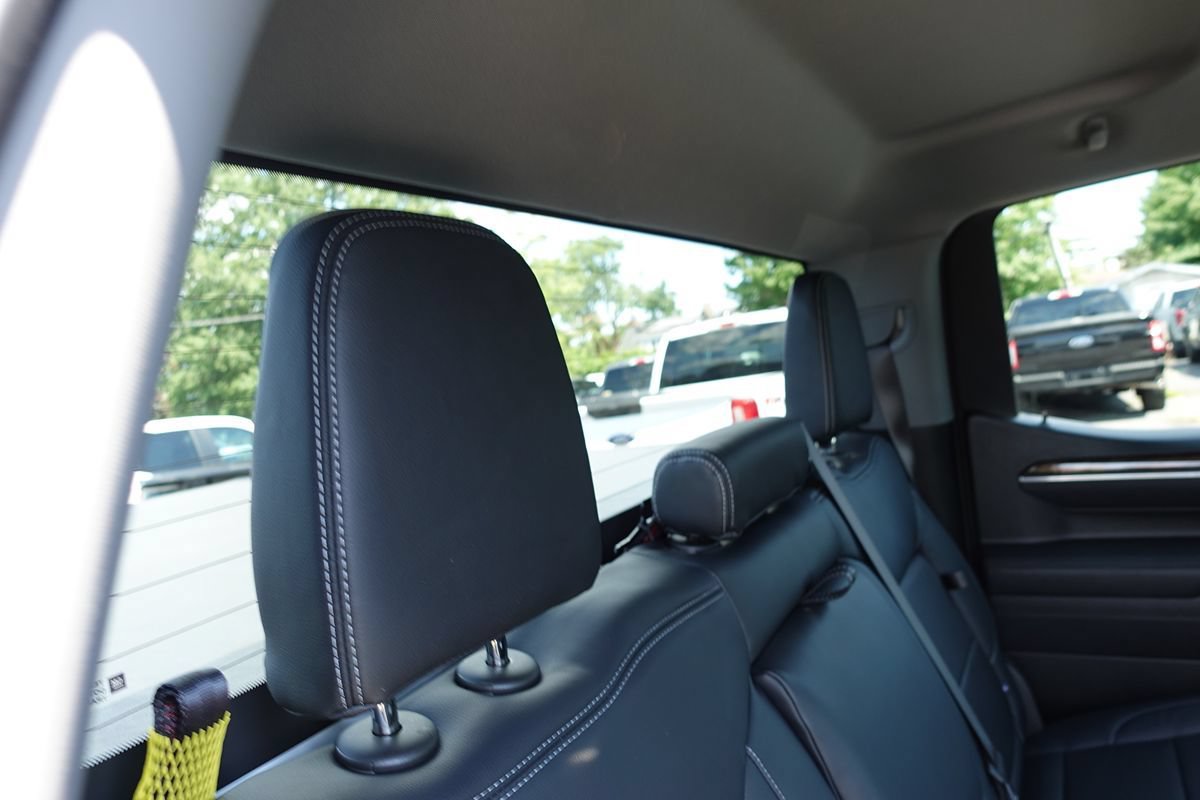 Used 2025 GMC Sierra 1500 Elevation AWD/4WD image 35