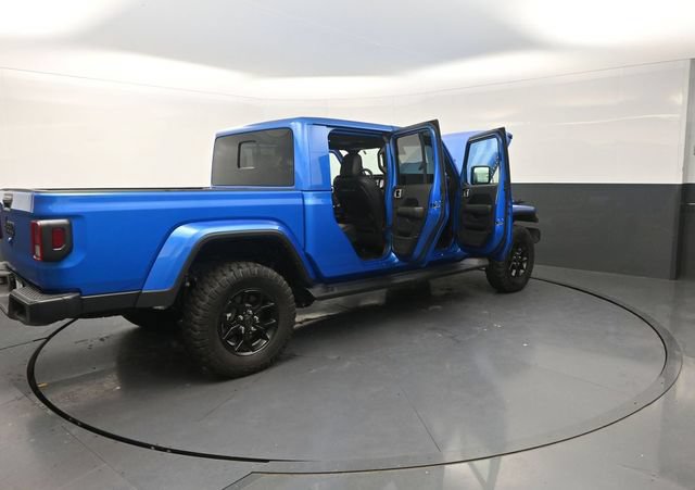 Used 2025 Jeep Gladiator Sport AWD/4WD image 35
