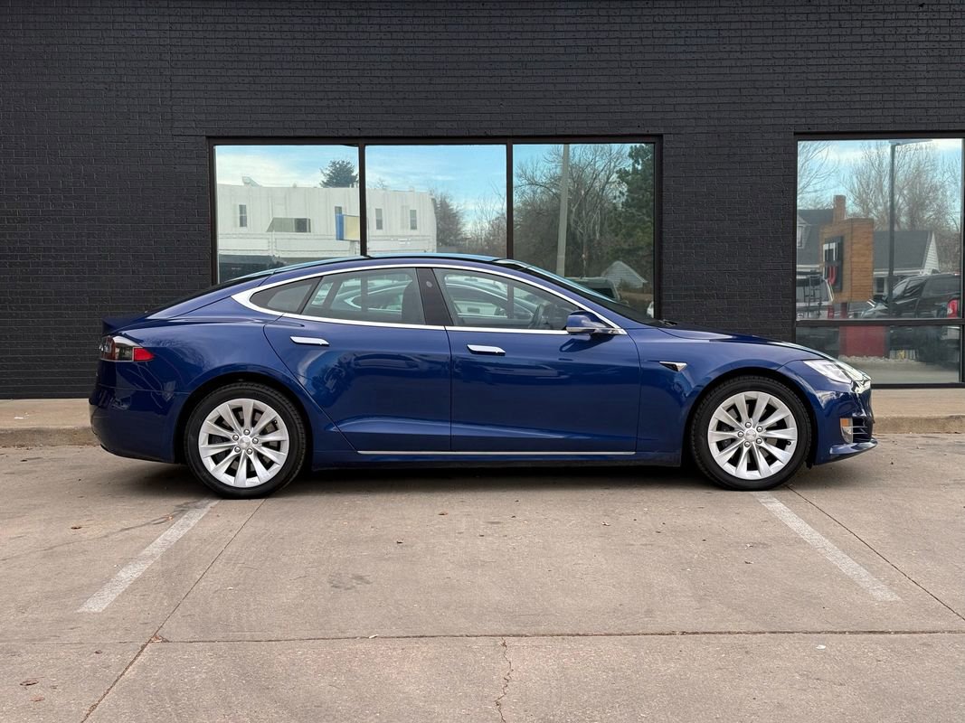 Used 2020 Tesla Model S AWD image 11