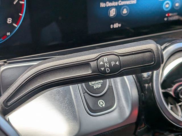 Used 2022 Mercedes-Benz GLB 250 image 12