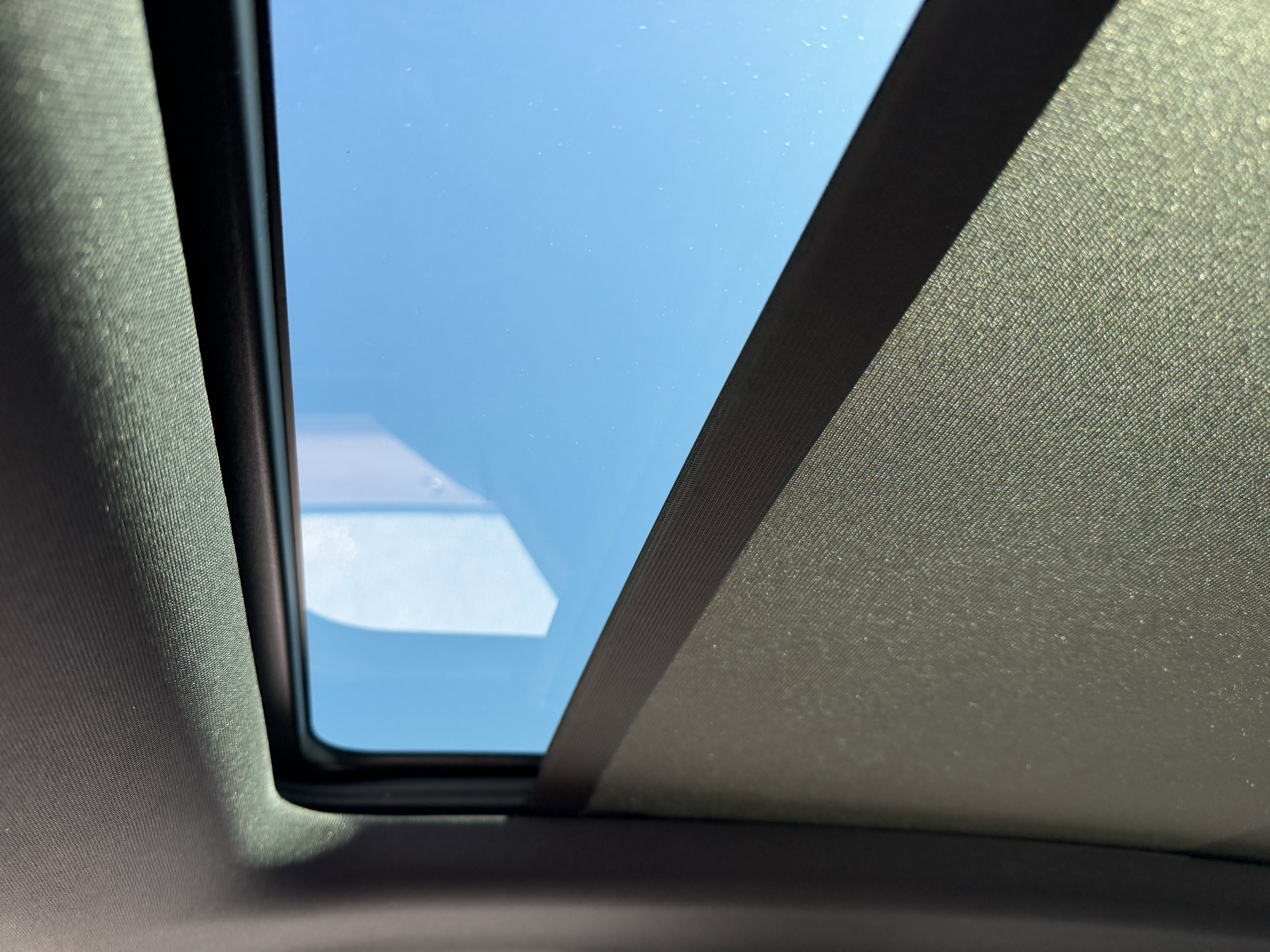 New 2026 Porsche Macan 4 Electric image 25