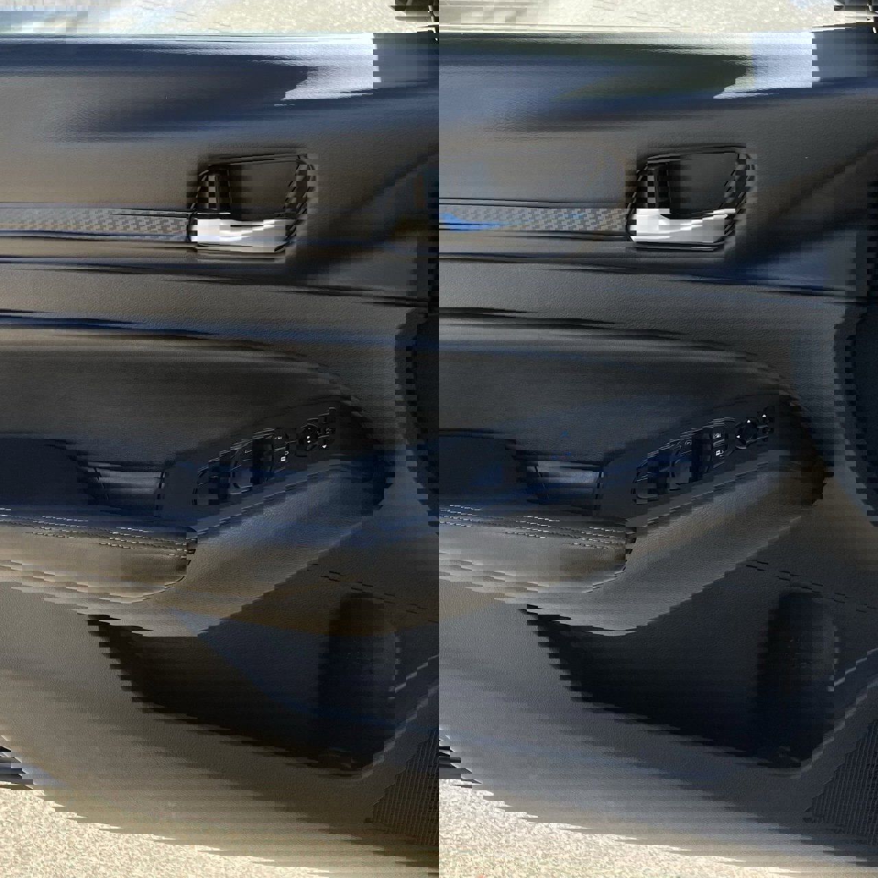 Used 2024 Nissan Altima 2.5 SV image 20