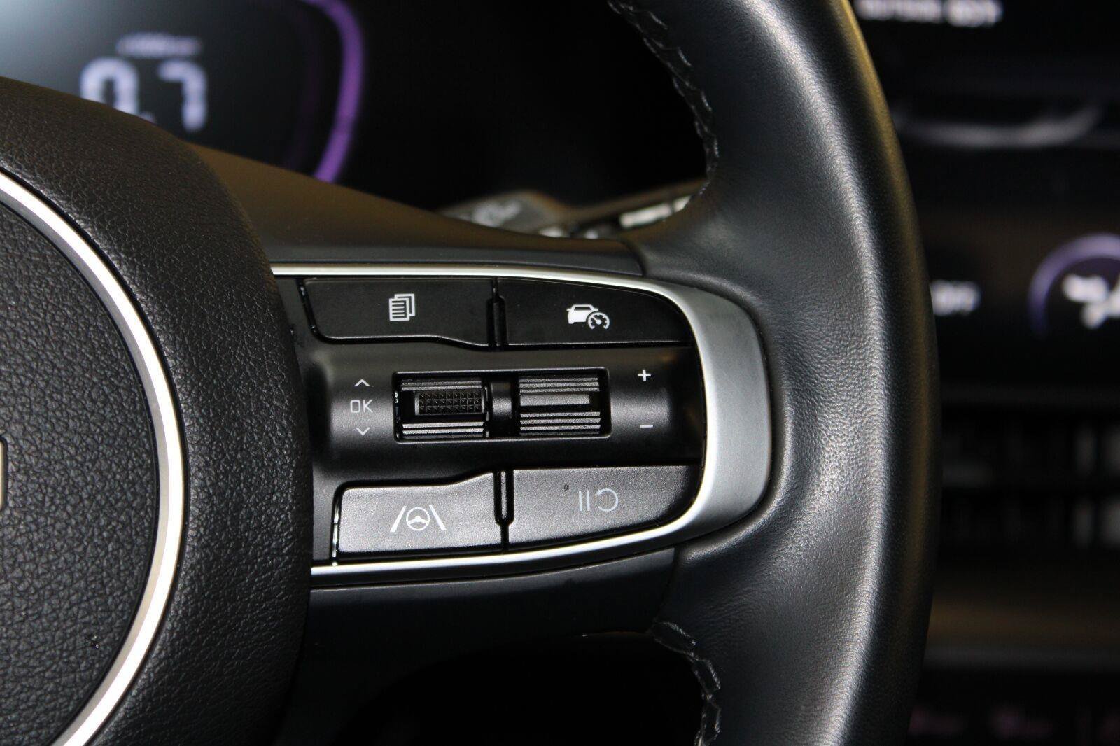 Used 2024 Kia Sportage EX AWD/4WD image 33