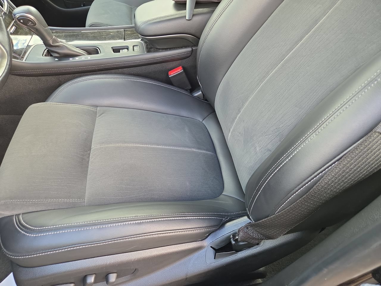 Used 2015 Buick LaCrosse FWD image 15