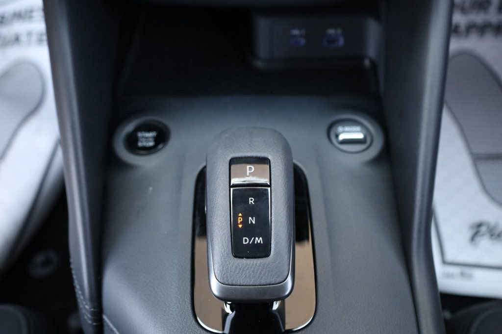 Used 2025 Nissan Z Performance w/ Floor Mat Package image 36