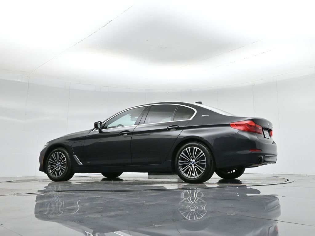 Used 2019 BMW 530e 530e iPerformance w/ Convenience Package image 56