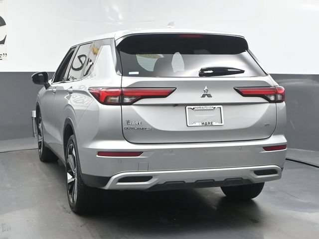 Used 2024 Mitsubishi Outlander SE FWD image 41