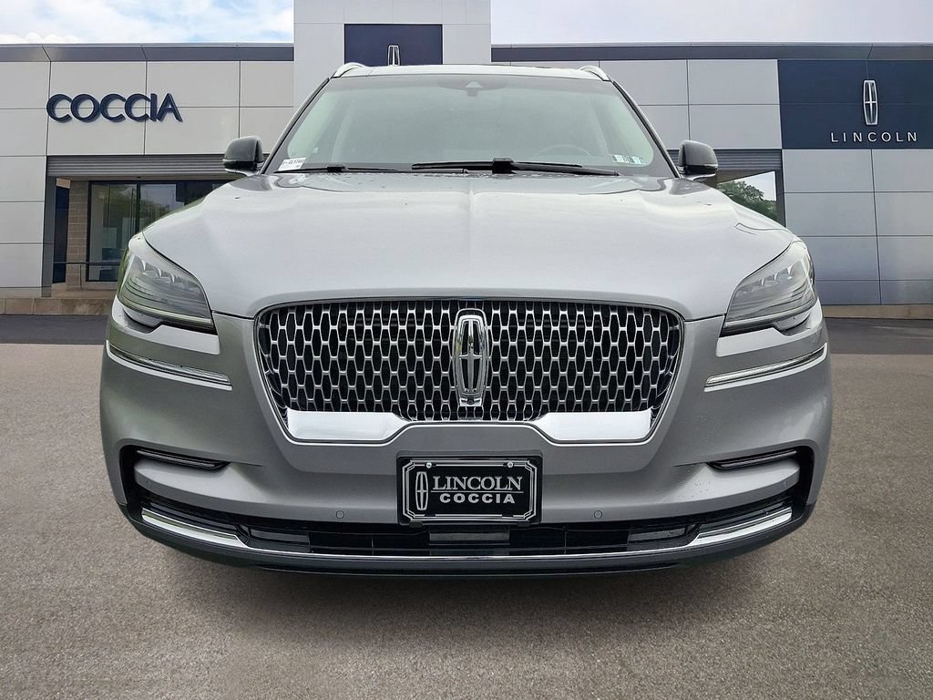 Certified 2023 Lincoln Aviator Reserve w/ Elements Package Plus AWD/4WD image 2
