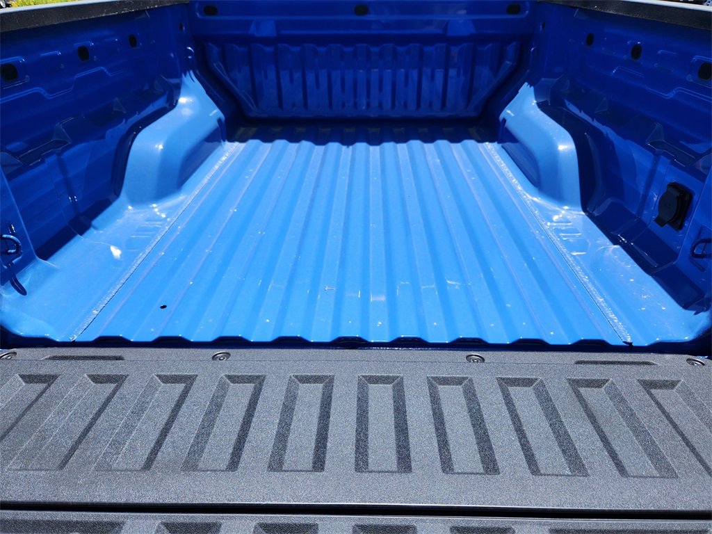 New 2025 GMC Canyon Elevation w/ Convenience Package image 21