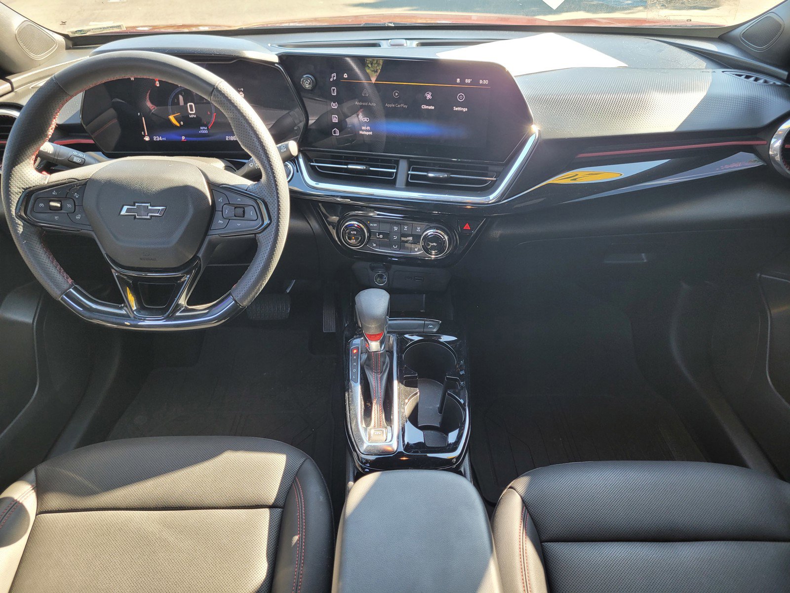 Used 2025 Chevrolet Trax RS w/ Driver Confidence Package image 13