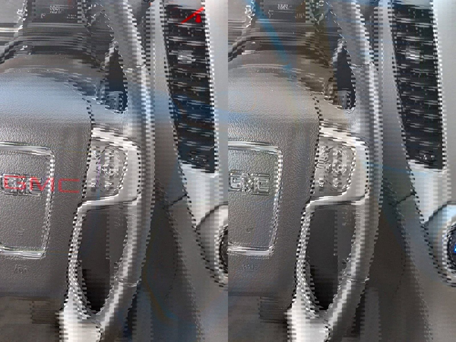 Used 2015 GMC Yukon SLE w/ HD Trailering Package image 21