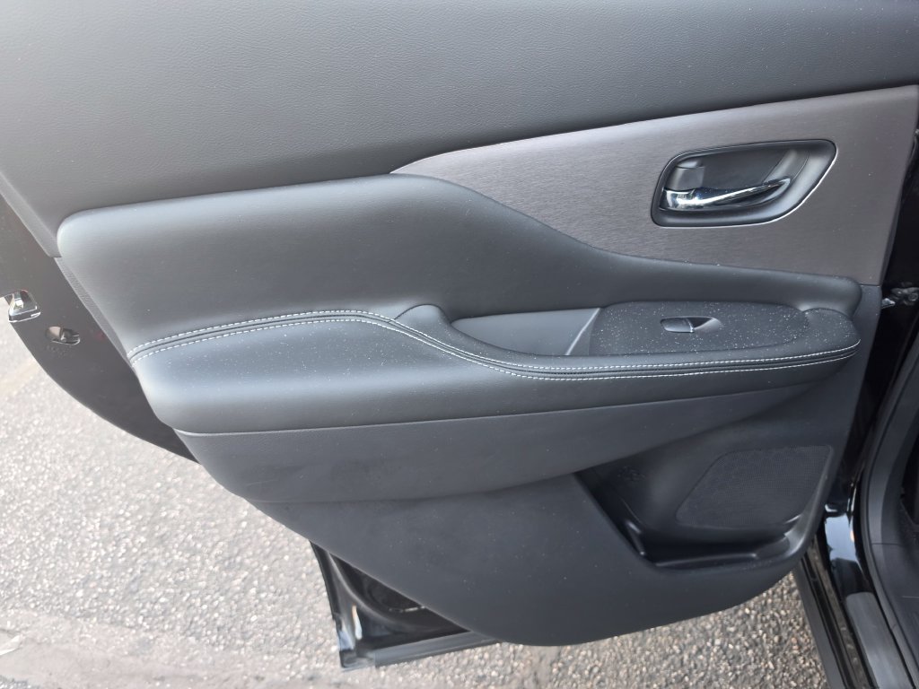 Used 2022 Nissan Murano SL w/ SL Moonroof Package FWD image 10