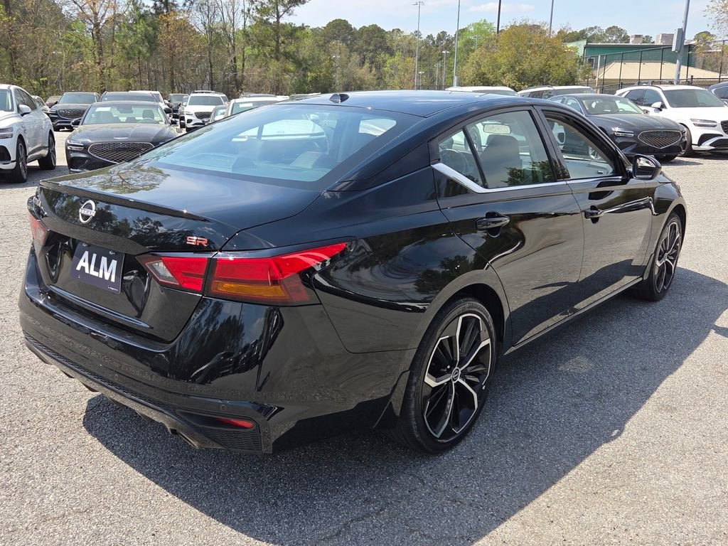 Used 2025 Nissan Altima 2.5 SR image 12