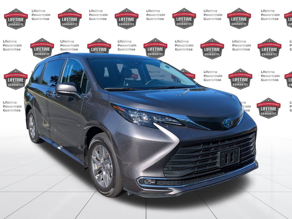 Used 2024 Toyota Sienna XLE