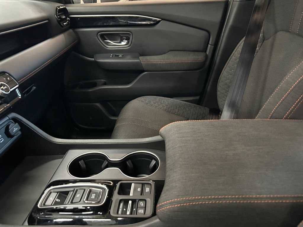 Certified 2023 Honda Pilot Sport image 28