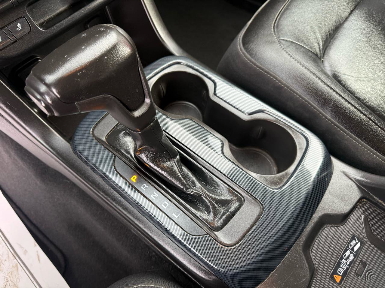 Used 2019 Chevrolet Colorado Z71 AWD/4WD image 23