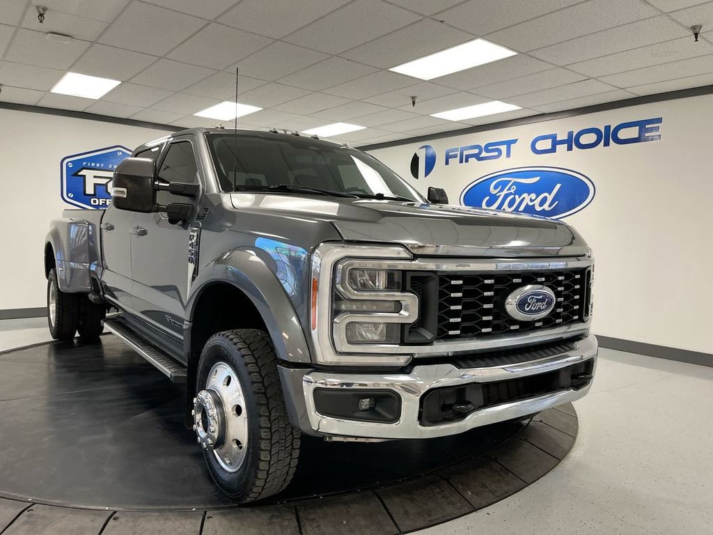 Used 2023 Ford F450 Lariat w/ FX4 Off-Road Package image 16