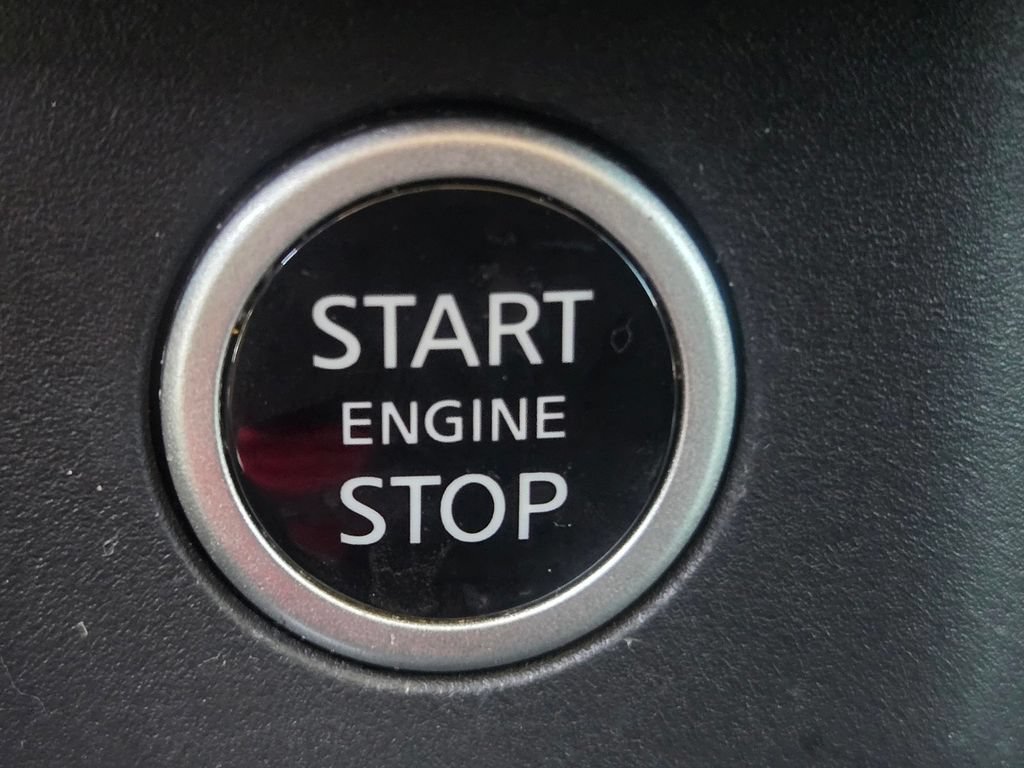 Used 2021 Nissan Rogue SV AWD/4WD image 21