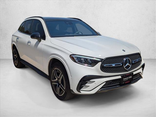 Certified 2025 Mercedes-Benz GLC 300 4MATIC image 3