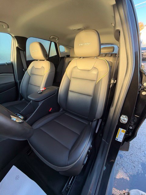 Used 2025 Chevrolet Trax ACTIV FWD image 20