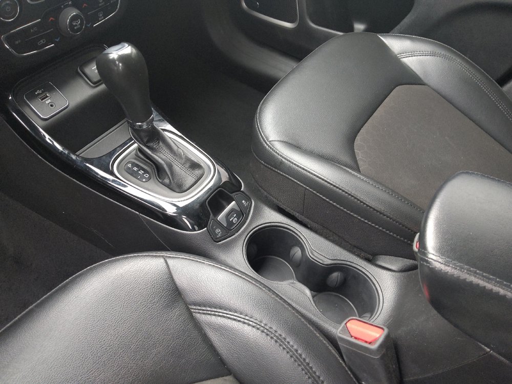 Used 2021 Jeep Compass Latitude w/ Sun and Sound Group FWD image 26