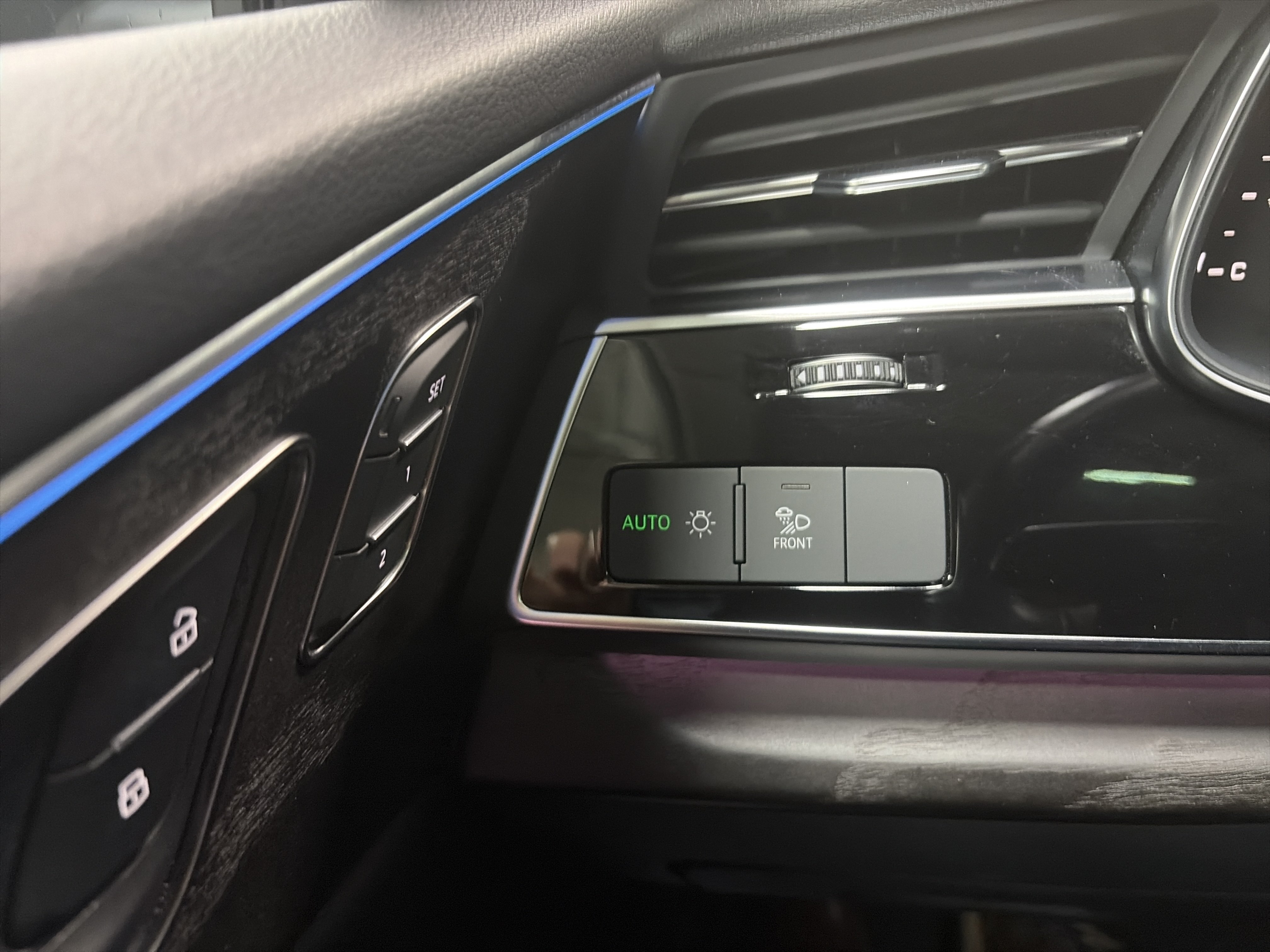 Certified 2023 Audi Q8 Premium Plus AWD/4WD image 18