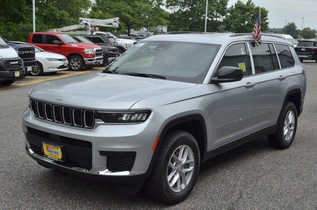 New 2025 Jeep Grand Cherokee L Laredo w/ Luxury Tech Group I image 4
