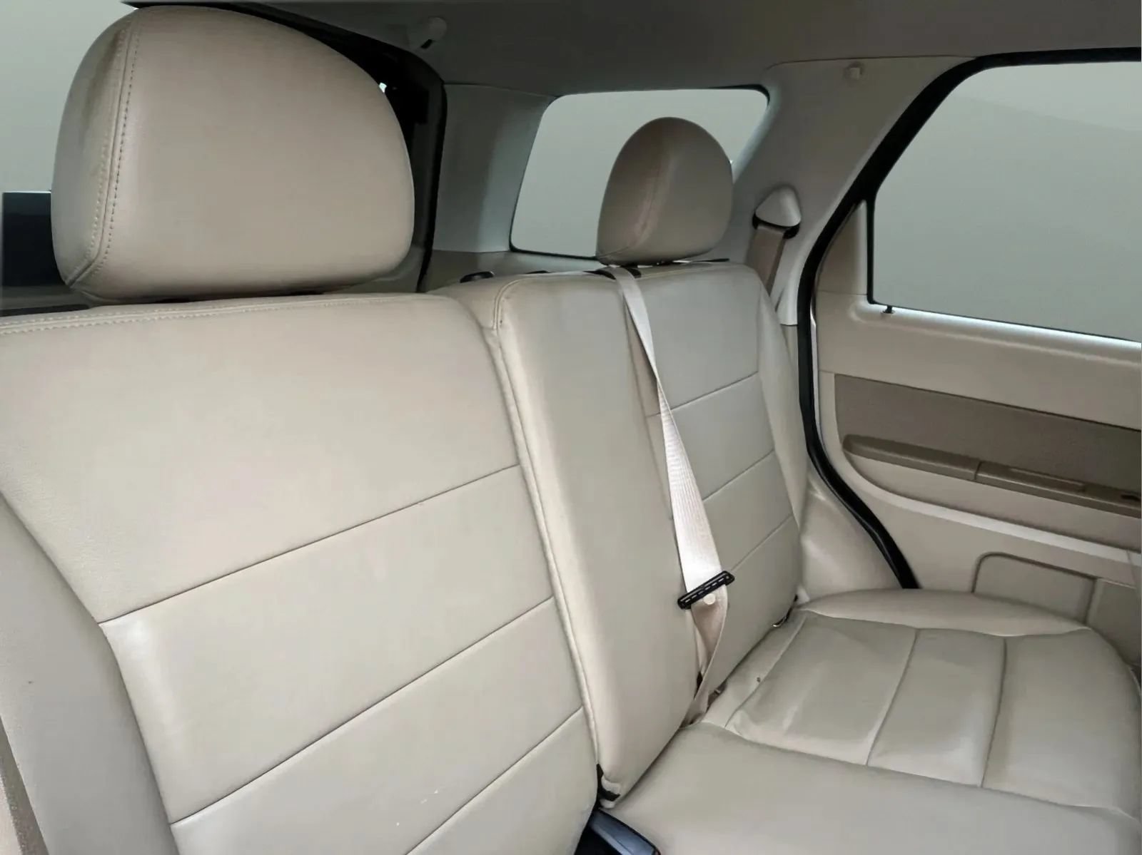 Used 2011 Ford Escape Limited w/ 302A Rapid Spec Order Code AWD/4WD image 19