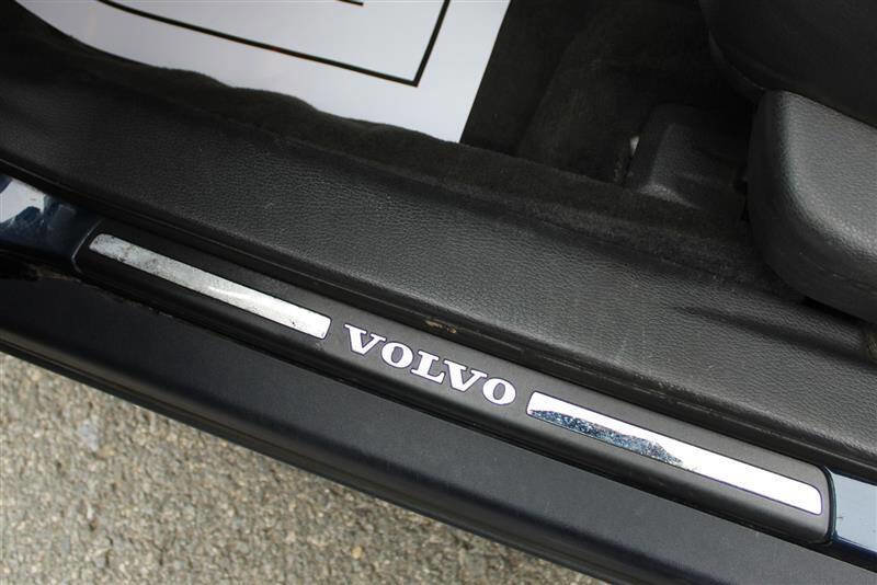 Used 2004 Volvo V70 AWD/4WD image 12