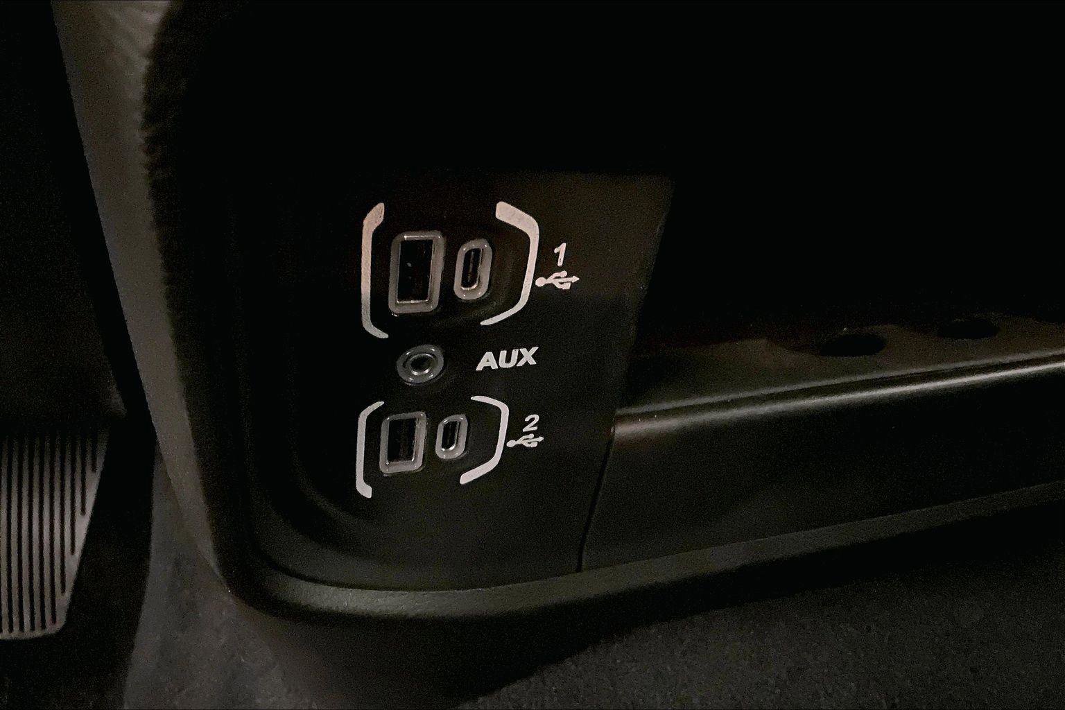 Used 2022 RAM 2500 Tradesman w/ Towing Technology Group image 31