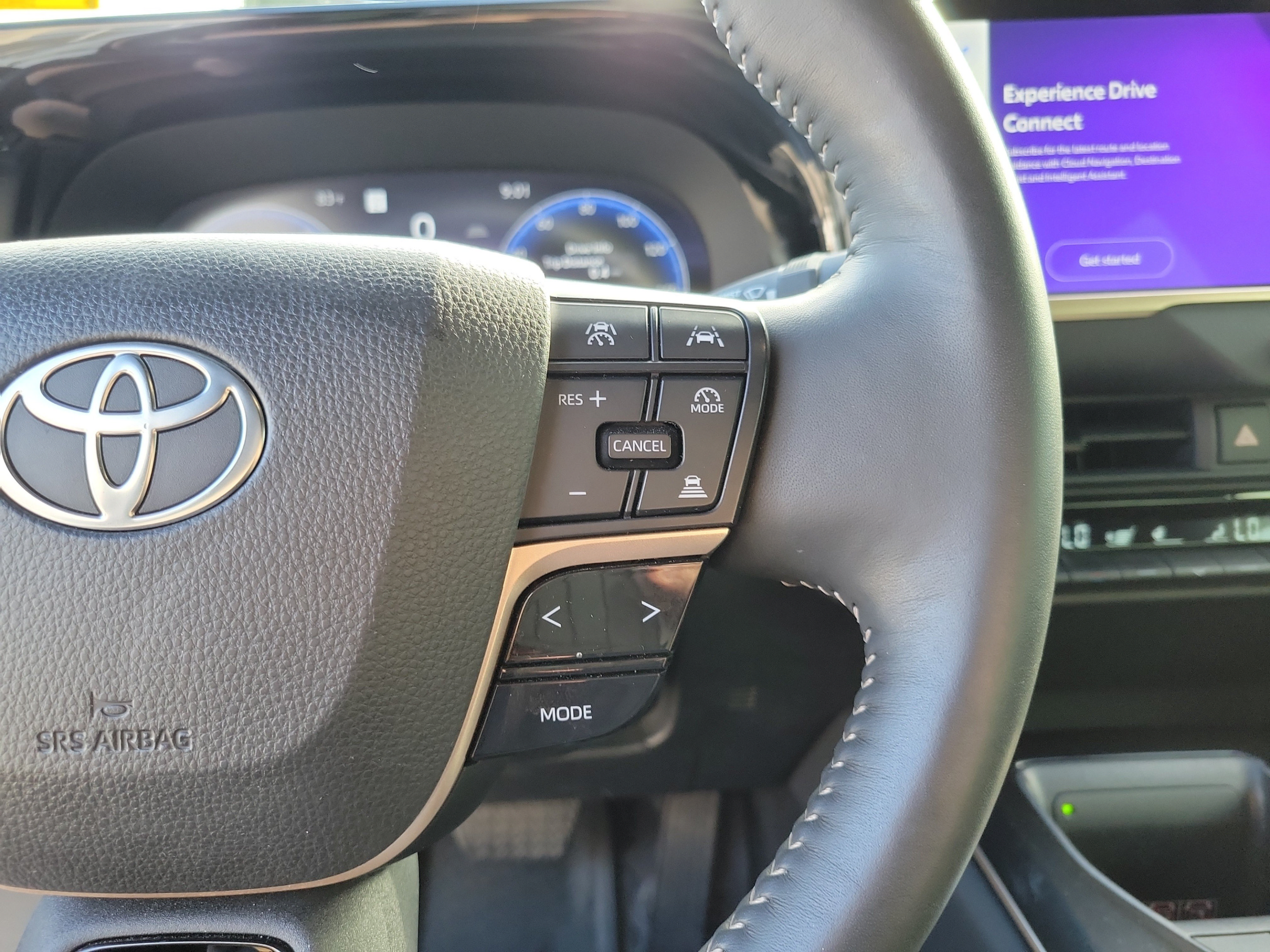 Certified 2025 Toyota Crown AWD/4WD image 11