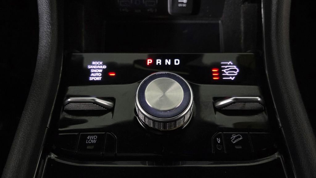 Used 2022 Jeep Grand Cherokee Overland w/ Luxury Tech Group IV image 28