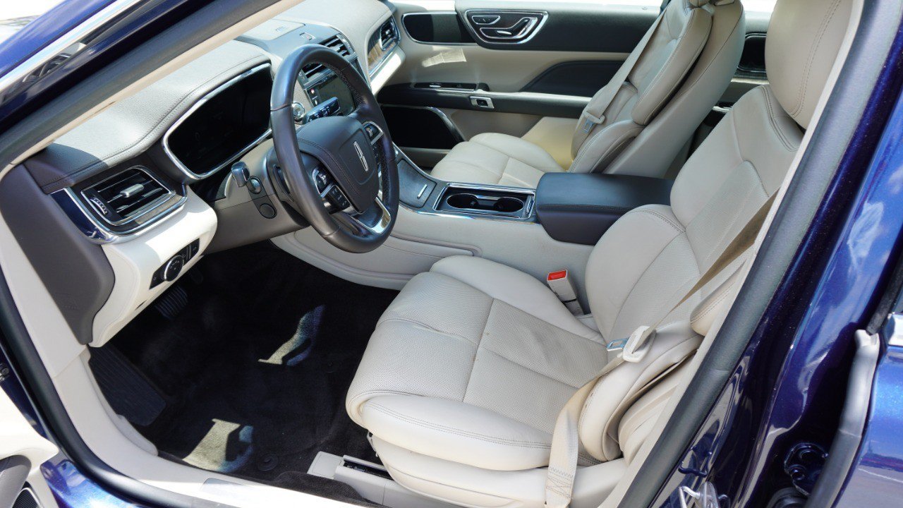 Used 2017 Lincoln Continental Select FWD image 13