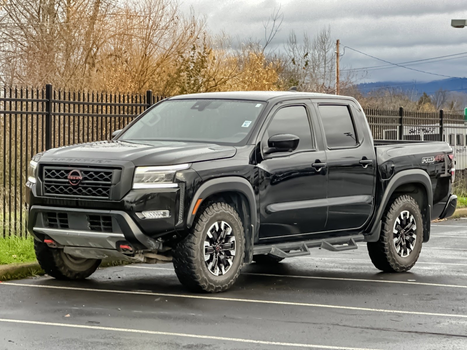 Used 2023 Nissan Frontier PRO-4X w/ Pro Convenience Package image 8