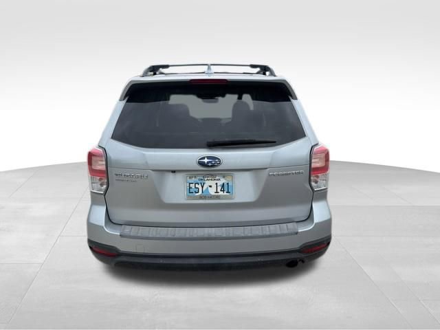 Used 2018 Subaru Forester 2.5i Touring AWD/4WD image 4