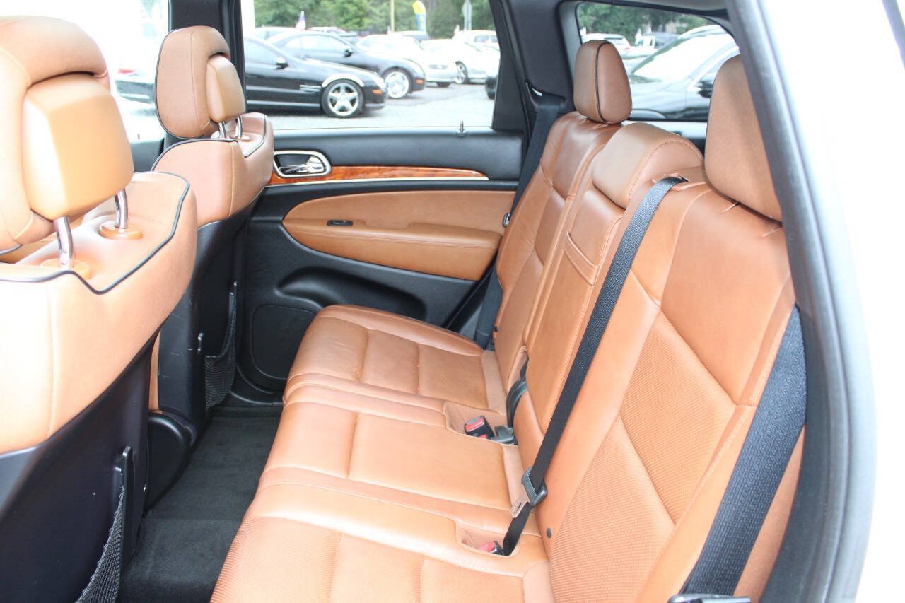Used 2012 Jeep Grand Cherokee Overland AWD/4WD image 20