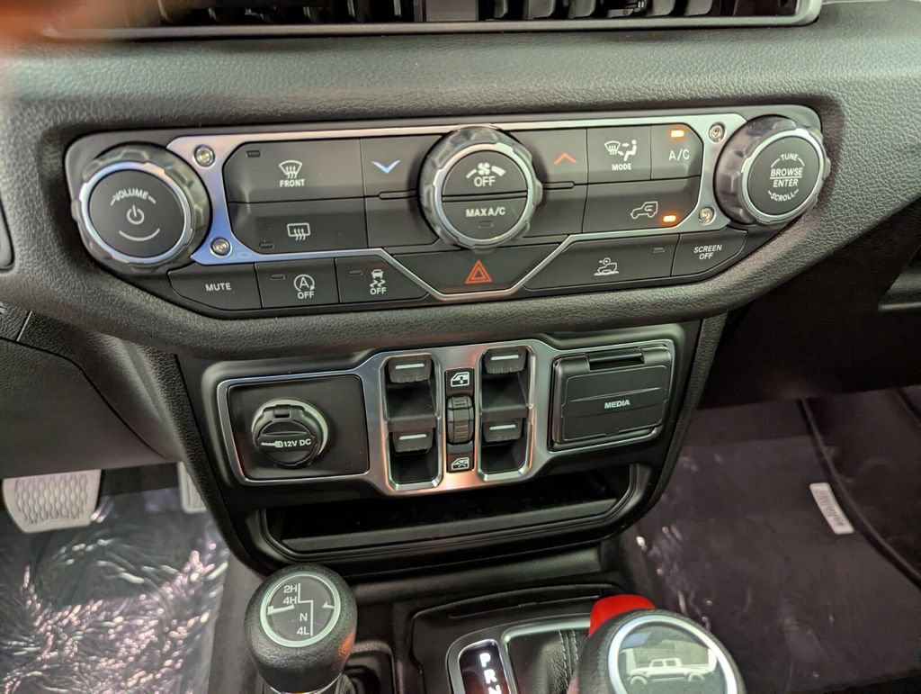 New 2026 Jeep Gladiator Sport AWD/4WD image 23