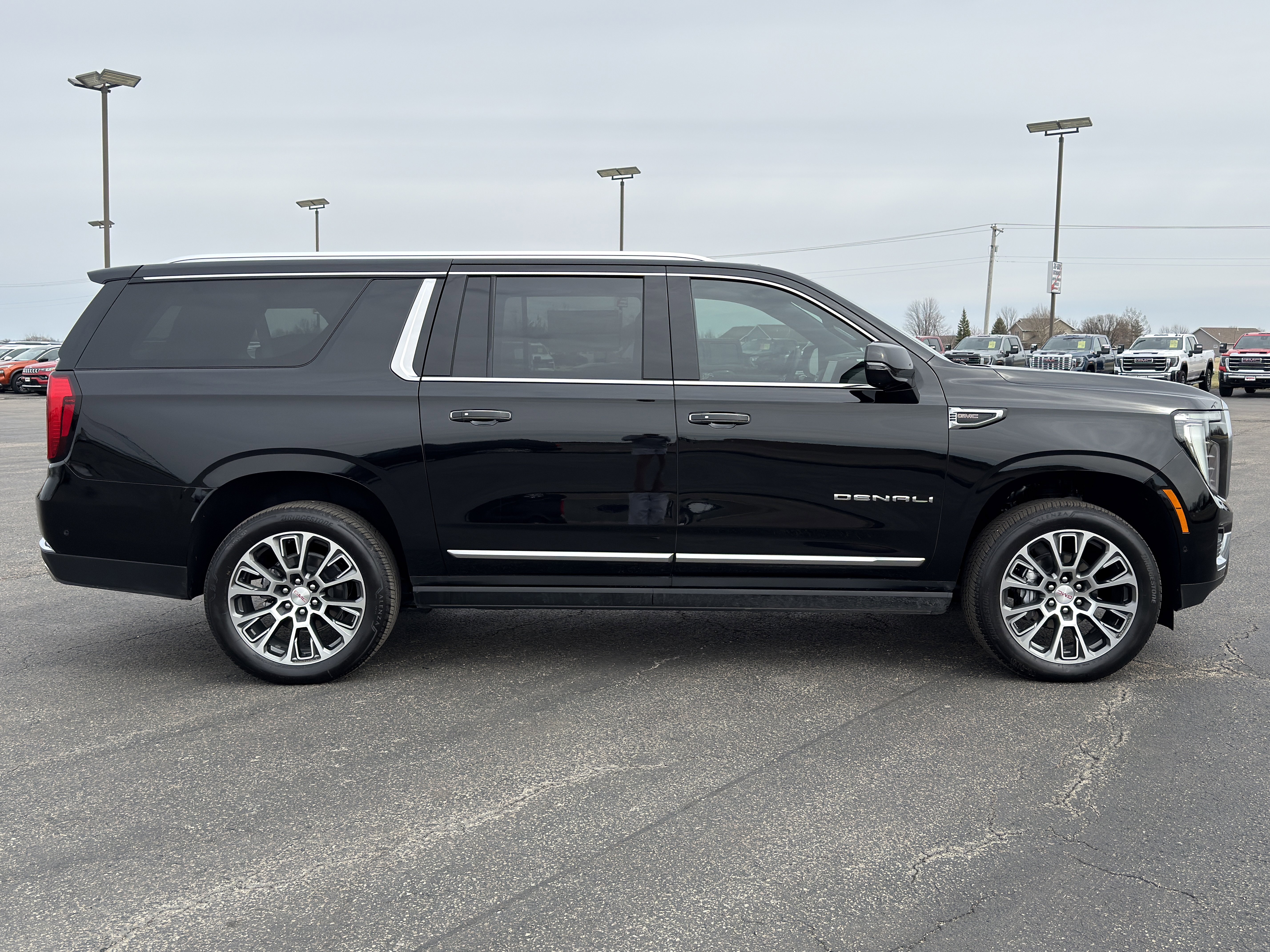 New 2026 GMC Yukon XL Denali w/ Sun & Power Step Package image 2