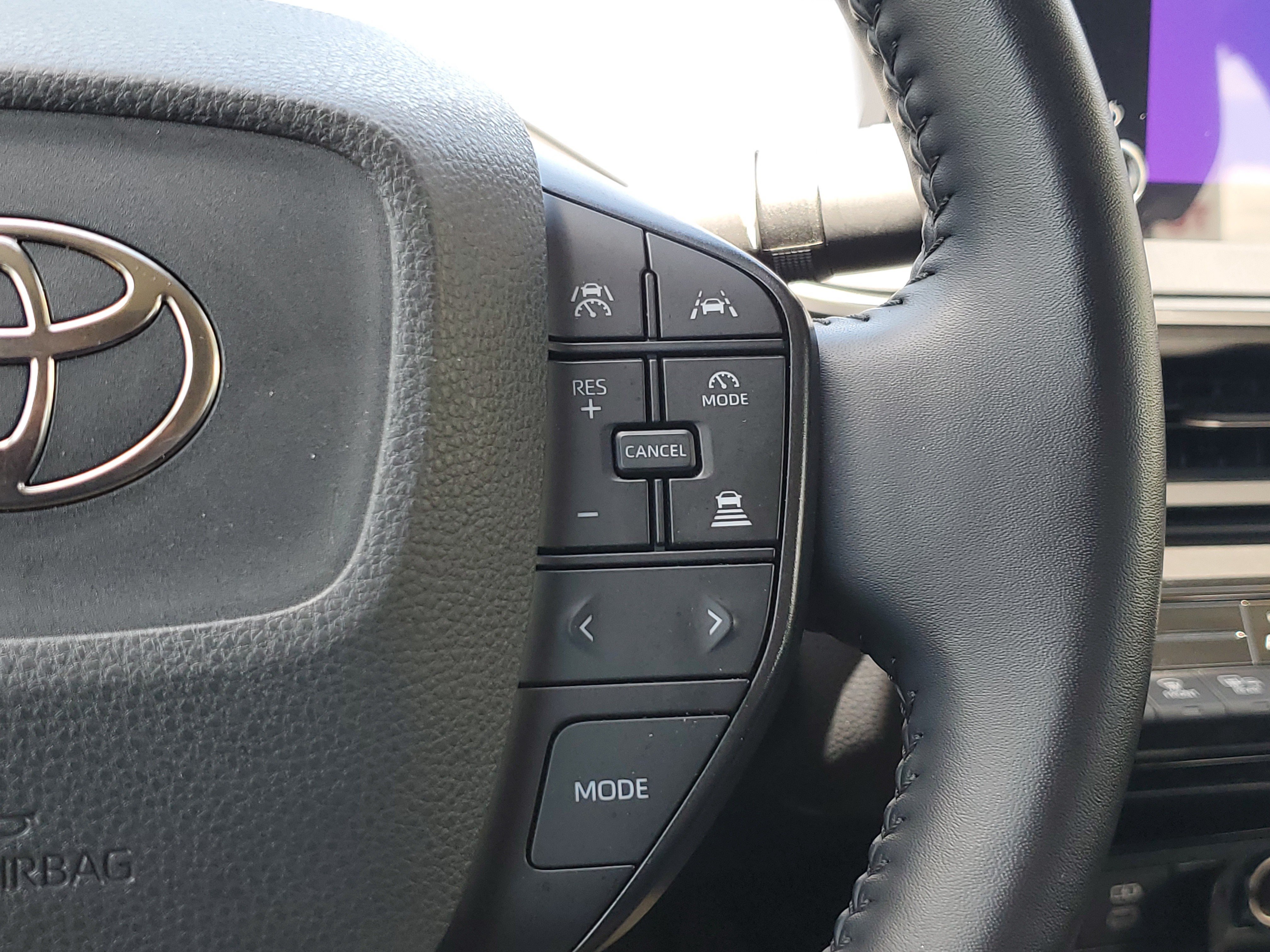Certified 2024 Toyota Prius LE FWD image 24