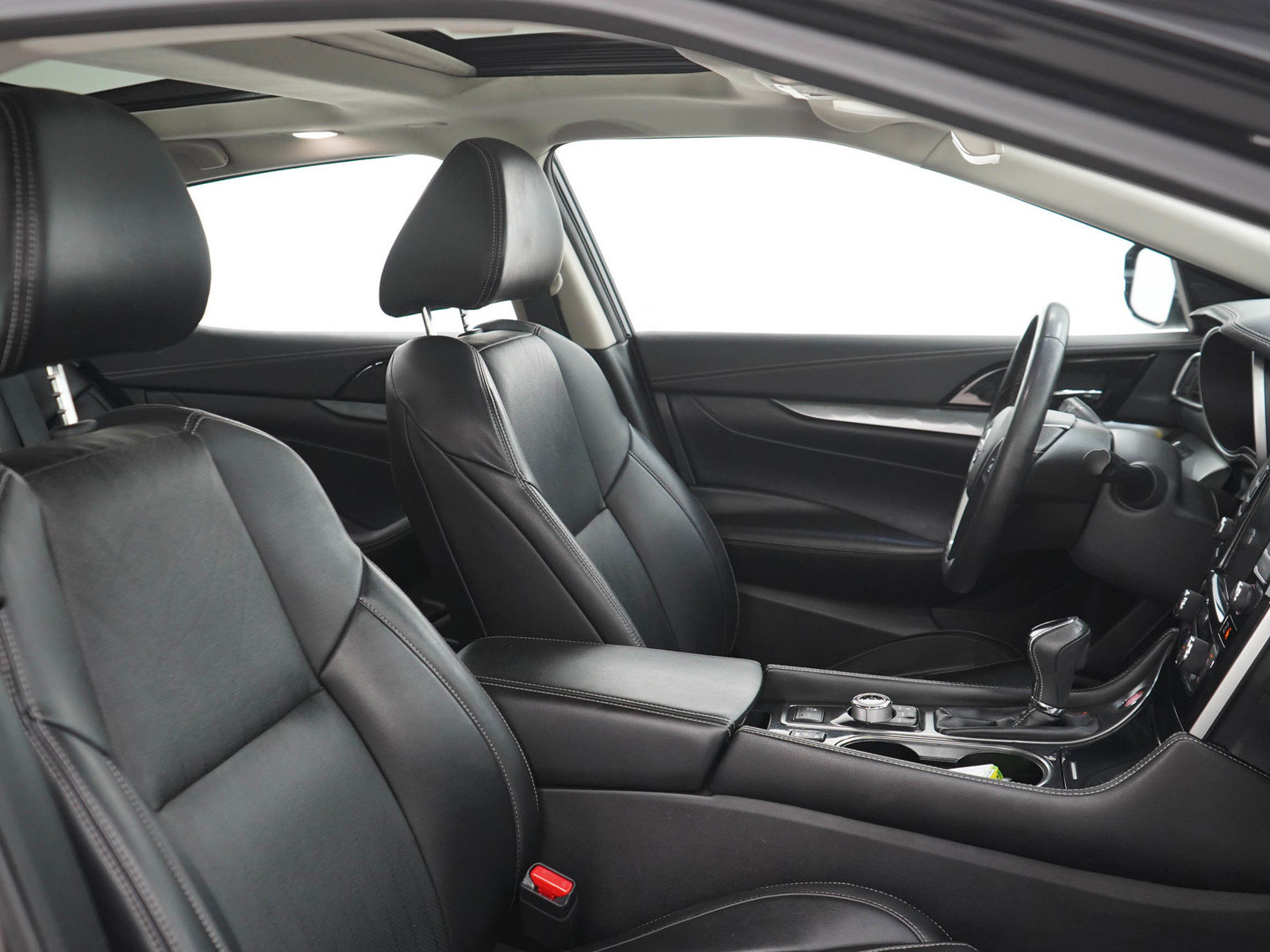 Used 2023 Nissan Maxima SL FWD image 11
